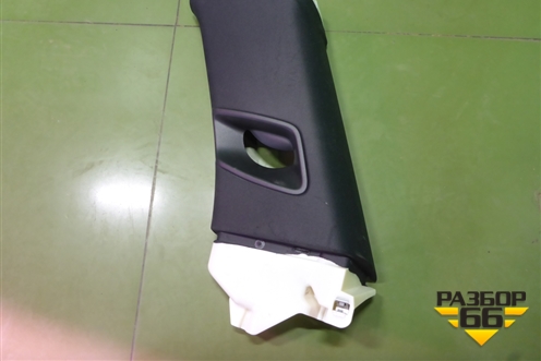 Обшивка стойки задняя верхняя правая (4M0867288H) для Audi Q7 c 2015г (Ку 7)