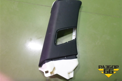 Обшивка стойки задняя верхняя левая (4M0867287H) для Audi Q7 c 2015г (Ку 7)