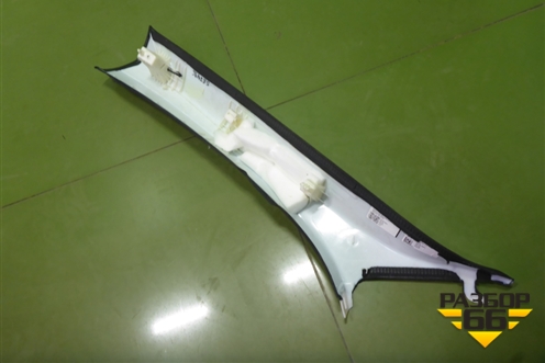 Обшивка стойки лобового стекла правая (4M0867234M) для Audi Q7 c 2015г (Ку 7)