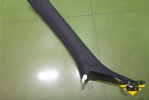 Обшивка стойки лобового стекла левая (4M0867233M) для Audi Q7 c 2015г (Ку 7)