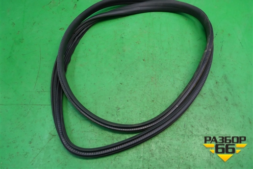 Уплотнитель двери задней левой для Skoda Fabia с 2007-2014г (Фабия)