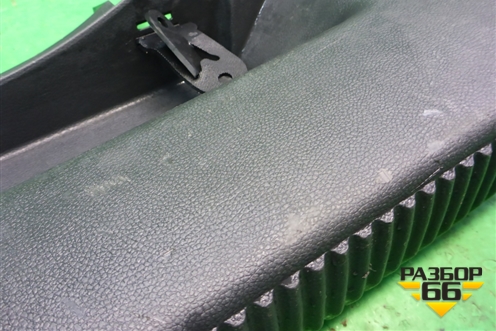 Обшивка багажника на заднюю панель (хетчбэк) (5J6863459) для Skoda Fabia с 2007-2014г (Фабия)