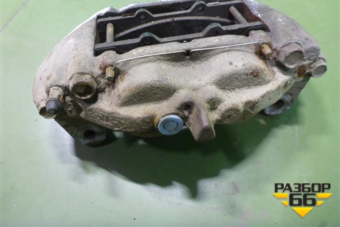 Суппорт передний правый (4773060280) для Toyota Land Cruiser (200) с 2008г (Ленд Крузер)