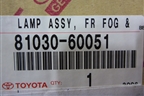 Фара противотуманная правая (8103060051) для Lexus LX-470 с 1998-2007г (ЛХ)