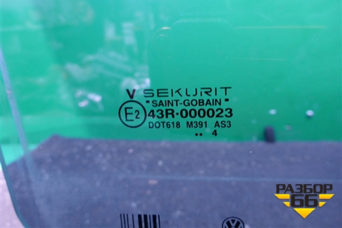 Стекло двери задней правой для Volkswagen Touareg c 2002-2010г (Туарег)