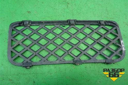 Решетка в передний бампер правая (до 2006г) (7L6853677) для Volkswagen Touareg c 2002-2010г (Туарег)