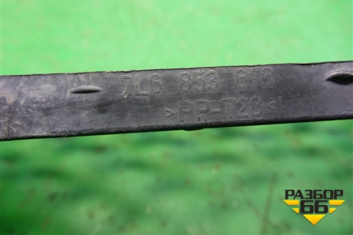 Решетка в передний бампер левая (до 2006г) (7L6853676) для Volkswagen Touareg c 2002-2010г (Туарег)