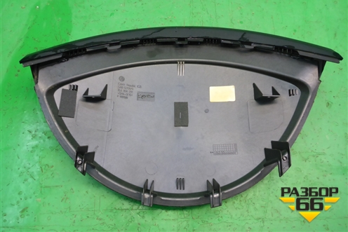 Накладка на щиток приборов (7L6858291) для Volkswagen Touareg c 2002-2010г (Туарег)