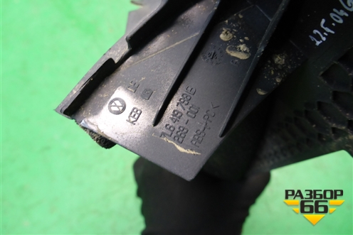 Накладка внутренняя (над рулевым кожухом) (7L6419798B) для Volkswagen Touareg c 2002-2010г (Туарег)