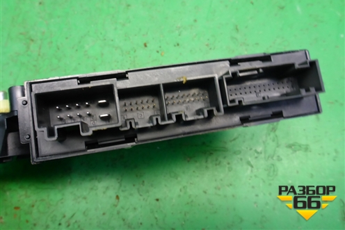 Моторчик стеклоподъёмника задний левый (7L0959795) для Volkswagen Touareg c 2002-2010г (Туарег)