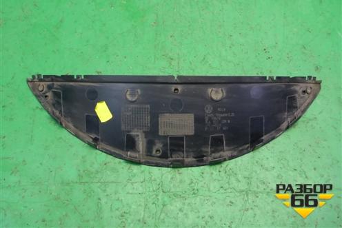 Накладка на щиток приборов (7L6857059B) для Volkswagen Touareg c 2002-2010г (Туарег)