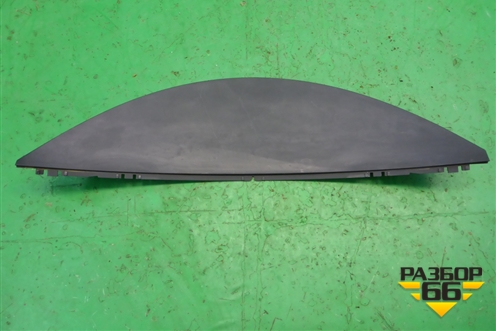 Накладка на щиток приборов (7L6857059B) для Volkswagen Touareg c 2002-2010г (Туарег)