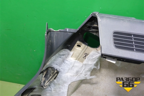 Обшивка багажника левая (7L6867037AB) для Volkswagen Touareg c 2002-2010г (Туарег)