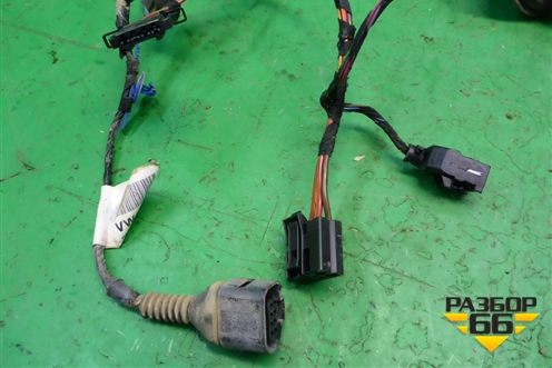 Проводка двери задней левой (7L6971694D) для Volkswagen Touareg c 2002-2010г (Туарег)