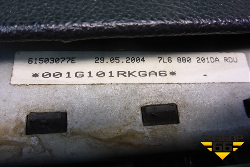 Подушка безопасности в рулевое колесо (7L6880201DA) для Volkswagen Touareg c 2002-2010г (Туарег)