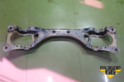 Балка задняя (верхняя) (7L0512369) для Volkswagen Touareg c 2002-2010г (Туарег)