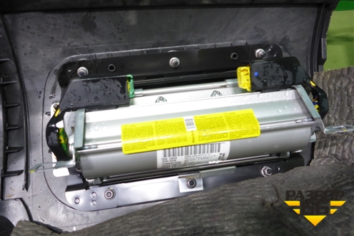 Торпедо с AIR BAG (верхняя часть) (7L6858451) для Volkswagen Touareg c 2002-2010г (Туарег)