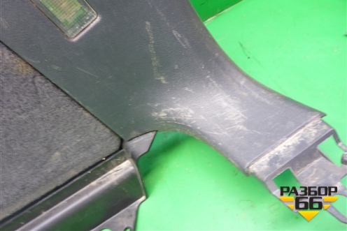 Обшивка багажника правая (7L6867038AJ) для Volkswagen Touareg c 2002-2010г (Туарег)