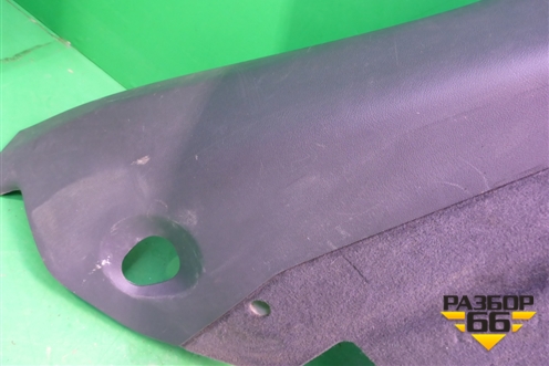 Обшивка багажника правая (7L6867038AJ) для Volkswagen Touareg c 2002-2010г (Туарег)