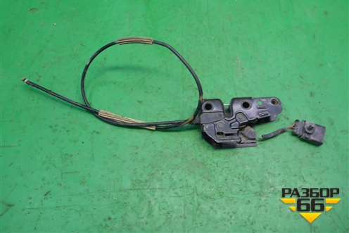 Замок капота (7L0823509A) для Volkswagen Touareg c 2002-2010г (Туарег)