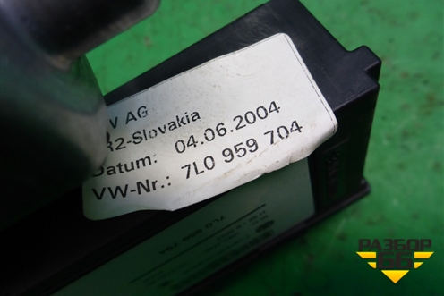 Моторчик стеклоподъёмника задний правый (7L0959704) для Volkswagen Touareg c 2002-2010г (Туарег)