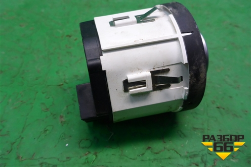 Переключатель блокировки дифференциала (7L6941435K) для Volkswagen Touareg c 2002-2010г (Туарег)