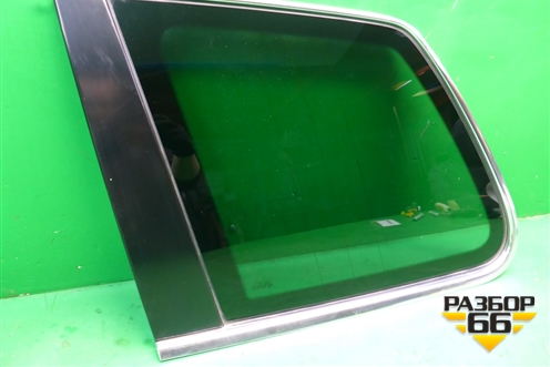 Стекло глухое левое (7L6845297) для Volkswagen Touareg c 2002-2010г (Туарег)