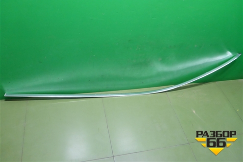 Молдинг крыши левый (над дверями) для Volkswagen Touareg c 2002-2010г (Туарег)