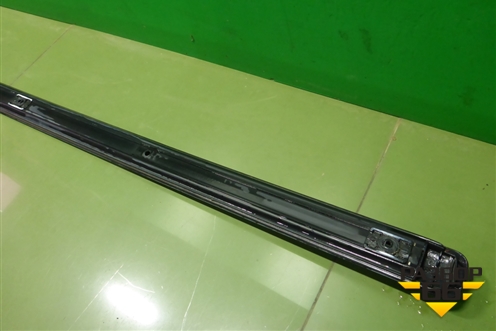 Молдинг крыши левый (7L6860181F) для Volkswagen Touareg c 2002-2010г (Туарег)