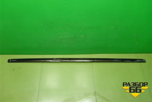 Молдинг крыши правый (7L6860182F) для Volkswagen Touareg c 2002-2010г (Туарег)