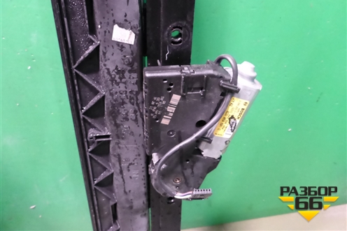 Люк электрический (7L0877041A) для Volkswagen Touareg c 2002-2010г (Туарег)