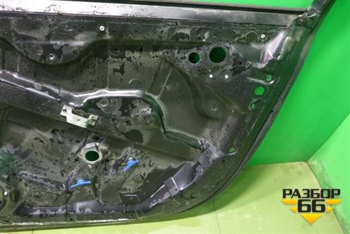 Рамка двери передней правой (7L6837730H) для Volkswagen Touareg c 2002-2010г (Туарег)