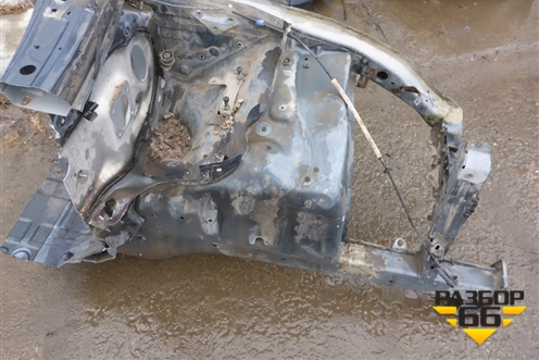 Лонжерон передний левый для Volkswagen Touareg c 2002-2010г (Туарег)