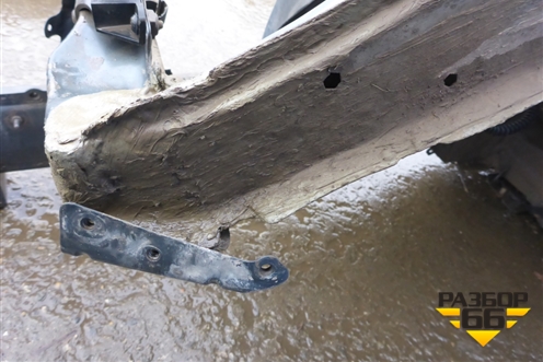 Лонжерон передний левый для Volkswagen Touareg c 2002-2010г (Туарег)