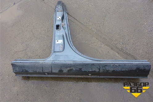 Порог со стойкой правый для Volkswagen Touareg c 2002-2010г (Туарег)