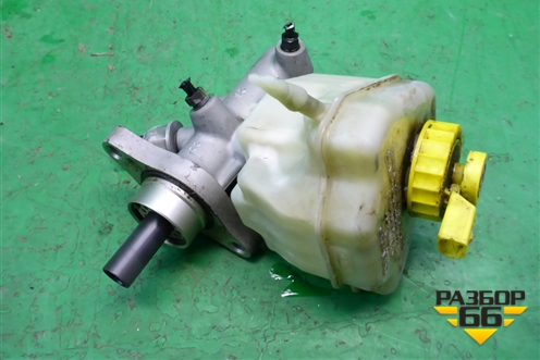 Цилиндр тормозной главный для Volkswagen Touareg c 2002-2010г (Туарег)