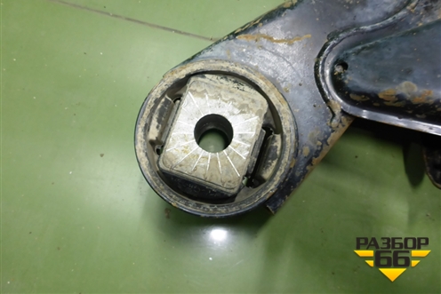 Подрамник передний АКПП (7L0407747) для Volkswagen Touareg c 2002-2010г (Туарег)