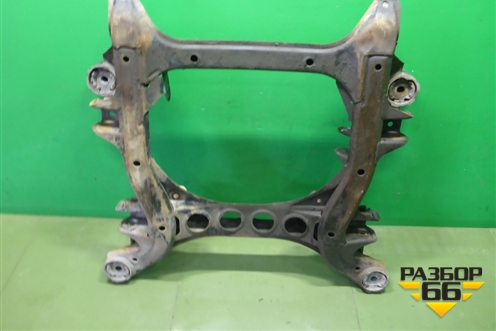 Подрамник передний АКПП (7L0407747) для Volkswagen Touareg c 2002-2010г (Туарег)