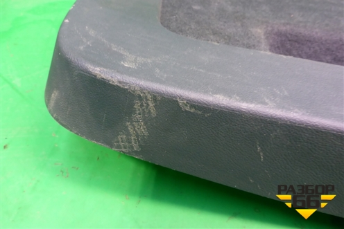 Обшивка двери багажника (7L6867601D) для Volkswagen Touareg c 2002-2010г (Туарег)