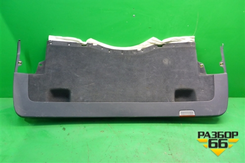 Обшивка двери багажника (7L6867601D) для Volkswagen Touareg c 2002-2010г (Туарег)