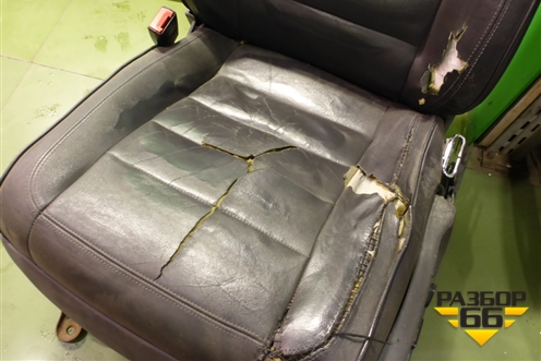 Сиденья комплект (AIR BAG подогрев электро регулировка) для Volkswagen Touareg c 2002-2010г (Туарег)