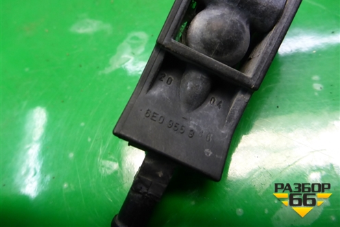 Форсунка омывателя лобового стекла (с подогревом) (6E0955986) для Volkswagen Touareg c 2002-2010г (Туарег)