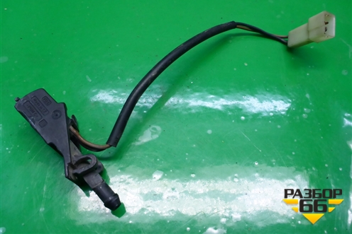 Форсунка омывателя лобового стекла (с подогревом) (6E0955986) для Volkswagen Touareg c 2002-2010г (Туарег)