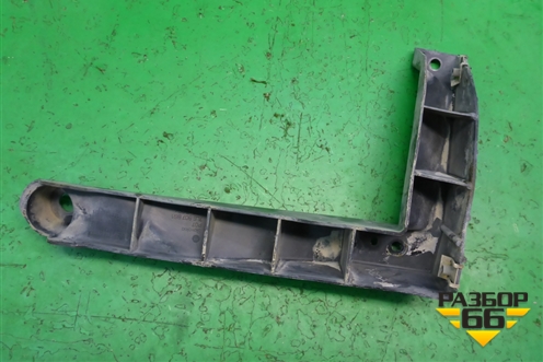 Кронштейн заднего бампера левый (под фонарь) (7L6807861) для Volkswagen Touareg c 2002-2010г (Туарег)