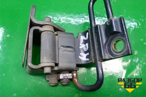 Петля двери задней правой нижняя для Volkswagen Touareg c 2002-2010г (Туарег)