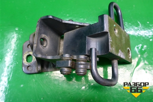 Петля двери передней левой нижняя для Volkswagen Touareg c 2002-2010г (Туарег)