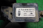 Датчик регулировки дорожного просвета (7L0616213A) для Volkswagen Touareg c 2002-2010г (Туарег)