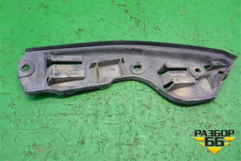 Кронштейн заднего бампера правый (боковой) (7L6807394B) для Volkswagen Touareg c 2002-2010г (Туарег)