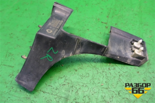 Накладка декоративная (на петлю двери багажника правая) (7L6867438E) для Volkswagen Touareg c 2002-2010г (Туарег)