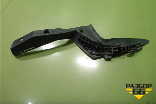 Молдинг лобового стекла нижний (правый) (538660K050) для Toyota Fortuner с 2016г (Фортунер)